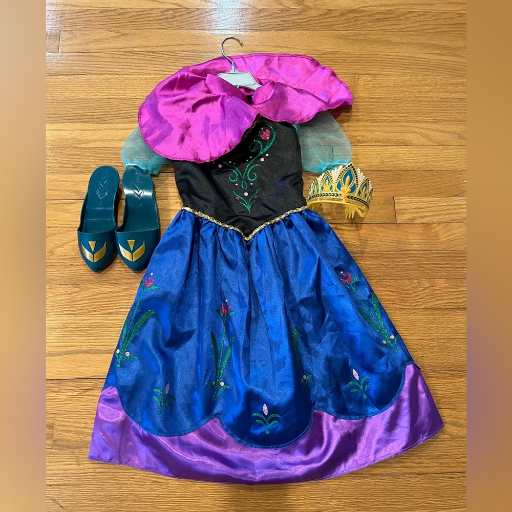 Princess Anna Frozen 2 Bundle: Dress, Crown and Shoes Size 4/6